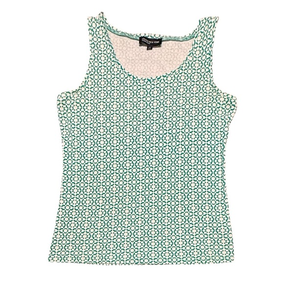 Jones New York Tops - Jones New York Green and White Geometric 100% Cotton Tank Top Size Large